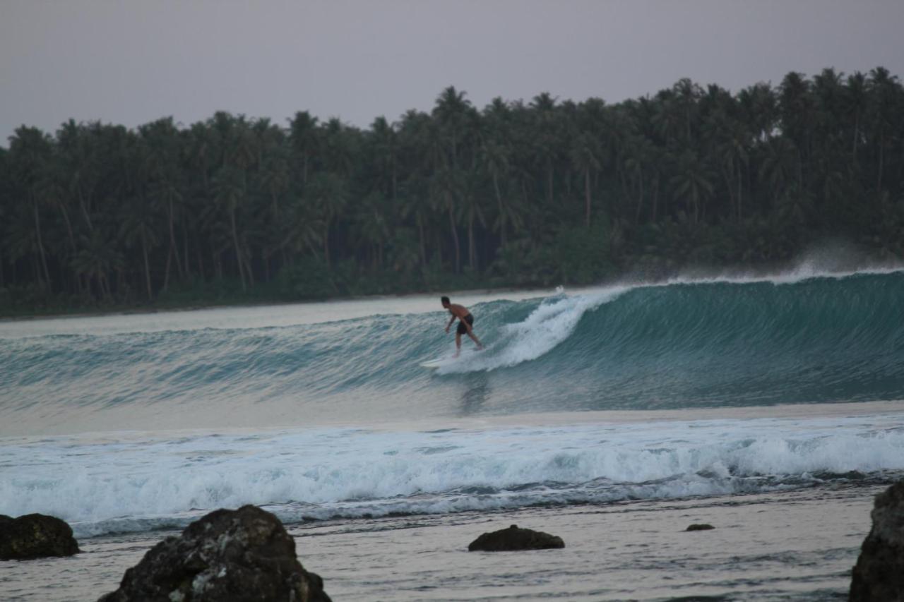 Hotel Oseda Nias Surf House Hilibotodane Exterior foto